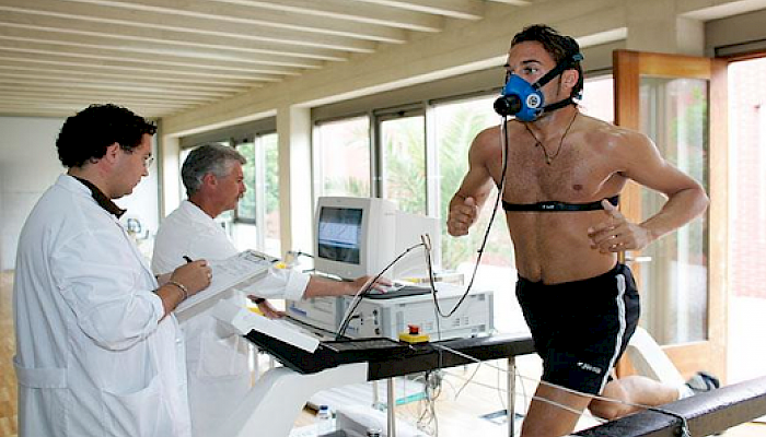 1.The value of VO2max testing in modern soccer
